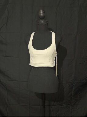 NWT Blogilates Princess Bra Sugar Swizzle Off White Racerback Sports Bra Large
